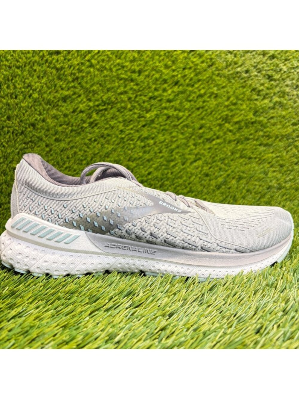 Brooks Adrenaline GTS 21 Womens Size 9.5 Gray Athletic Running Shoes Sneakers